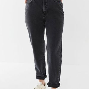 BDG Mom High-Rise (Petite) Size 24